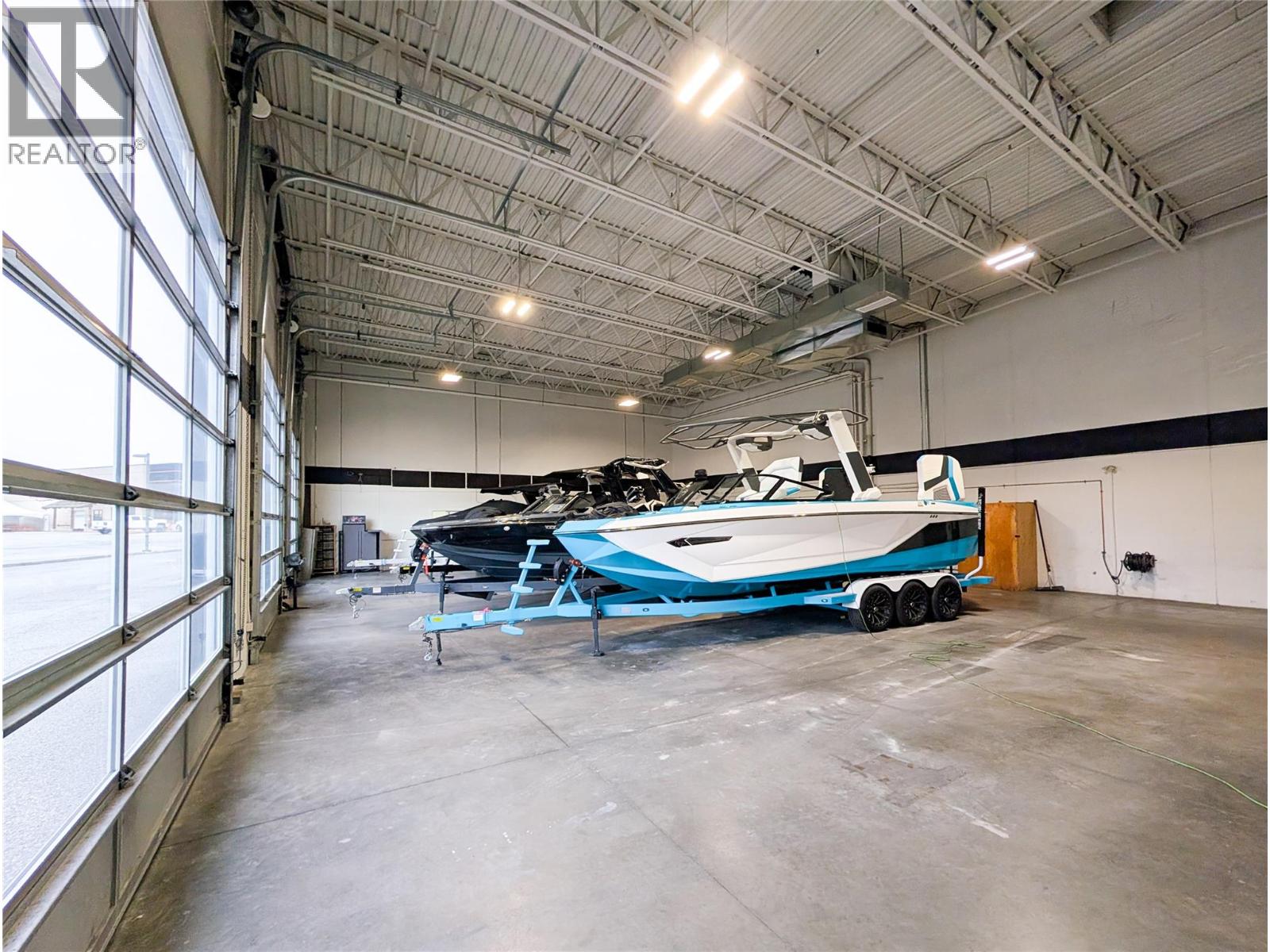  884 McCurdy Place, Kelowna