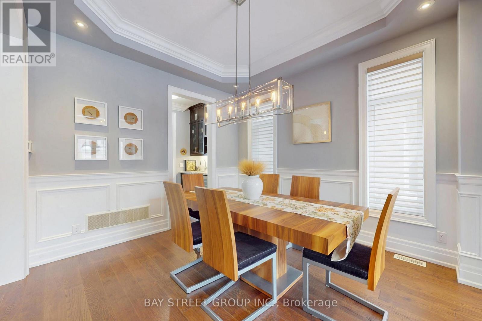 20 GERMANI COURT - Photo 5 of 50, Richmond Hill (Jefferson), Ontario