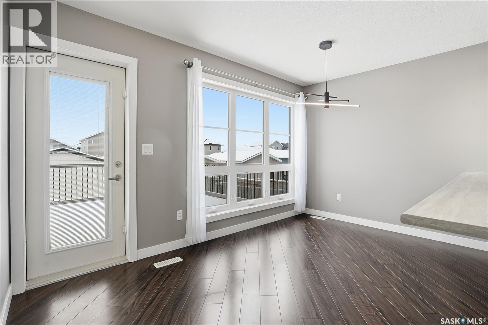 Single Family House 2 Level for Sale in  Kloppenburg WAY Saskatoon 