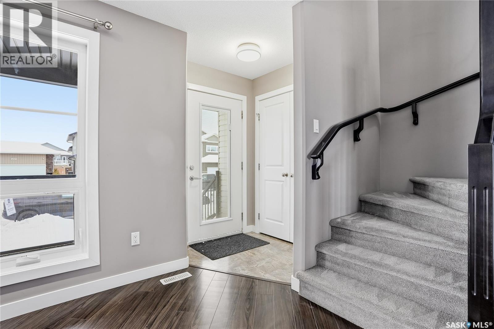 Single Family House 2 Level for Sale in  Kloppenburg WAY Saskatoon 