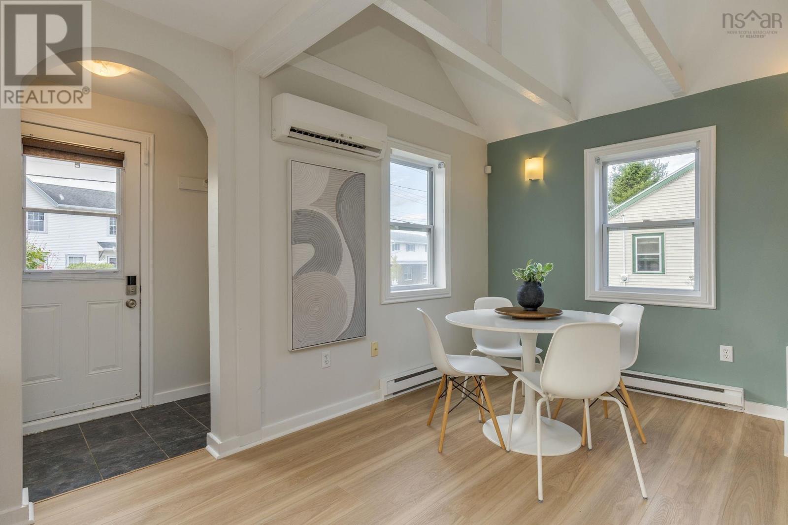 Property 8 of 39 of 92 Withrod Drive