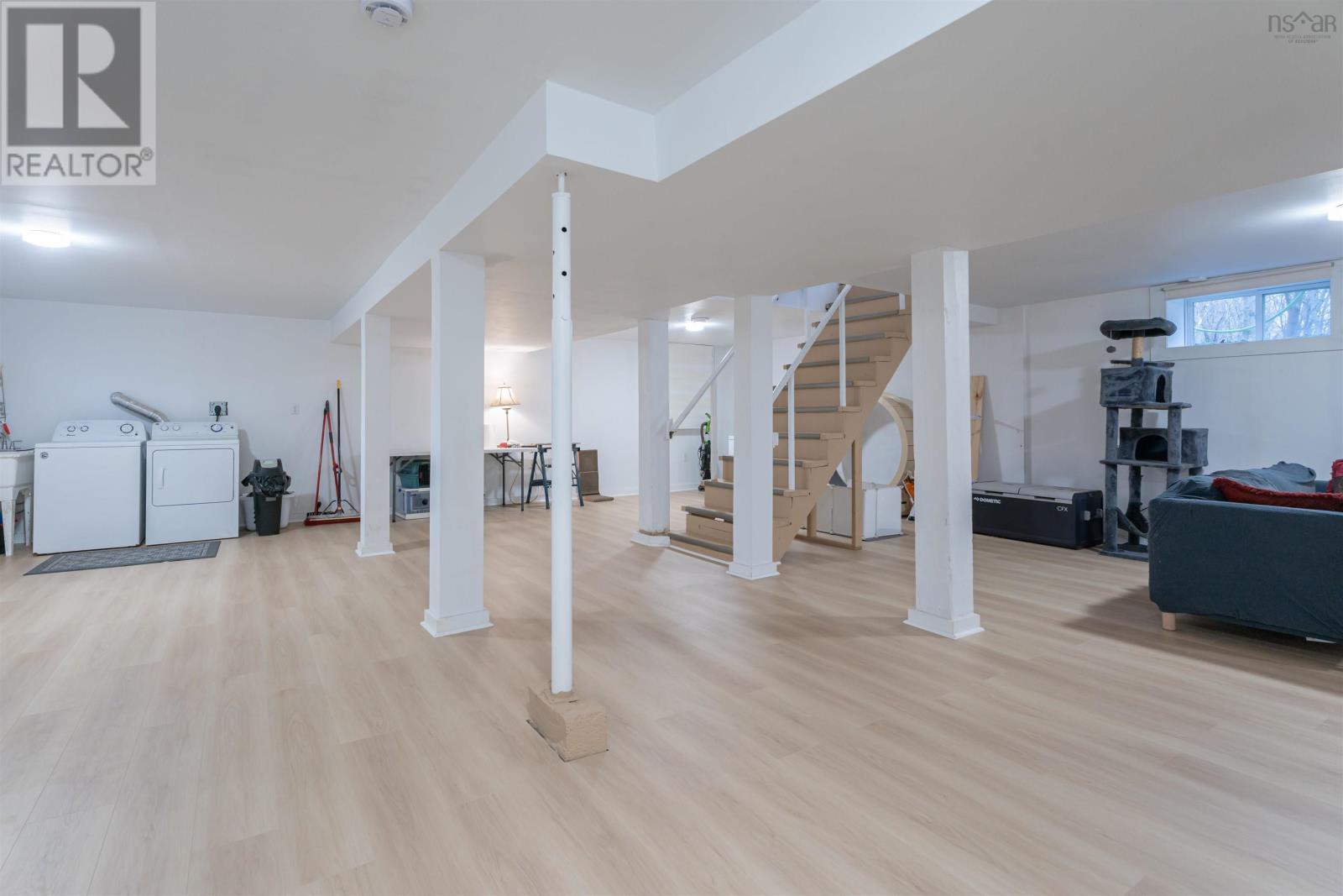 Property 29 of 39 of 411 Robie Street