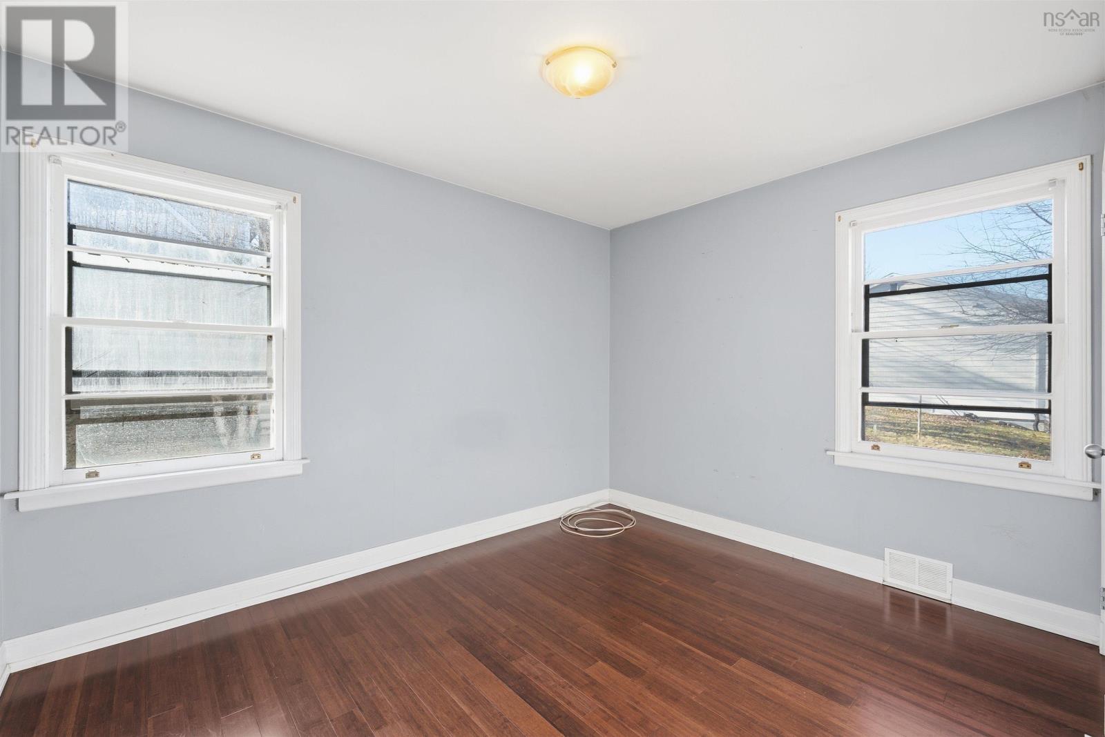 Property 16 of 39 of 3 George Street