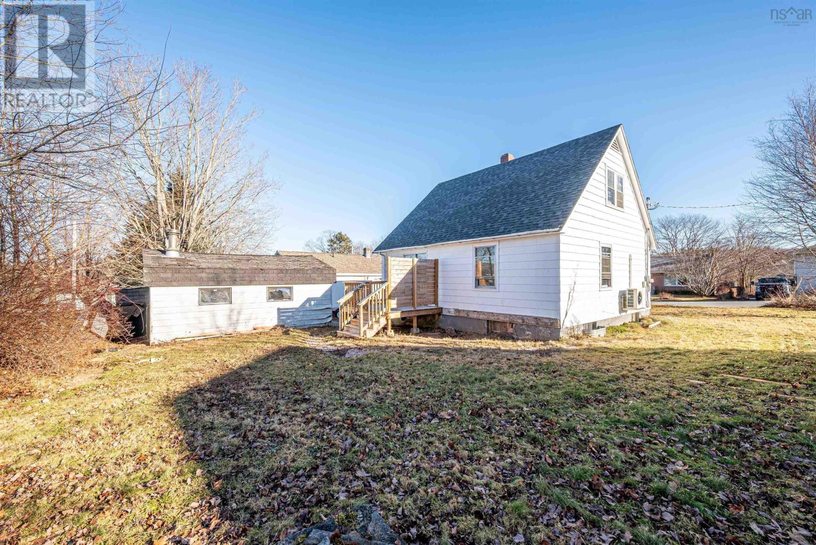 Property 28 of 39 of 3 George Street