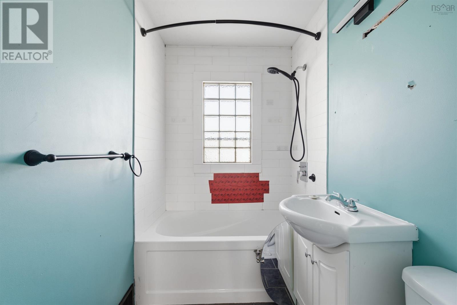 Property 15 of 39 of 3 George Street