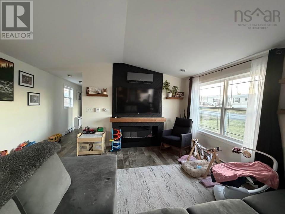 Property 3 of 10 of 35 Johns Pass