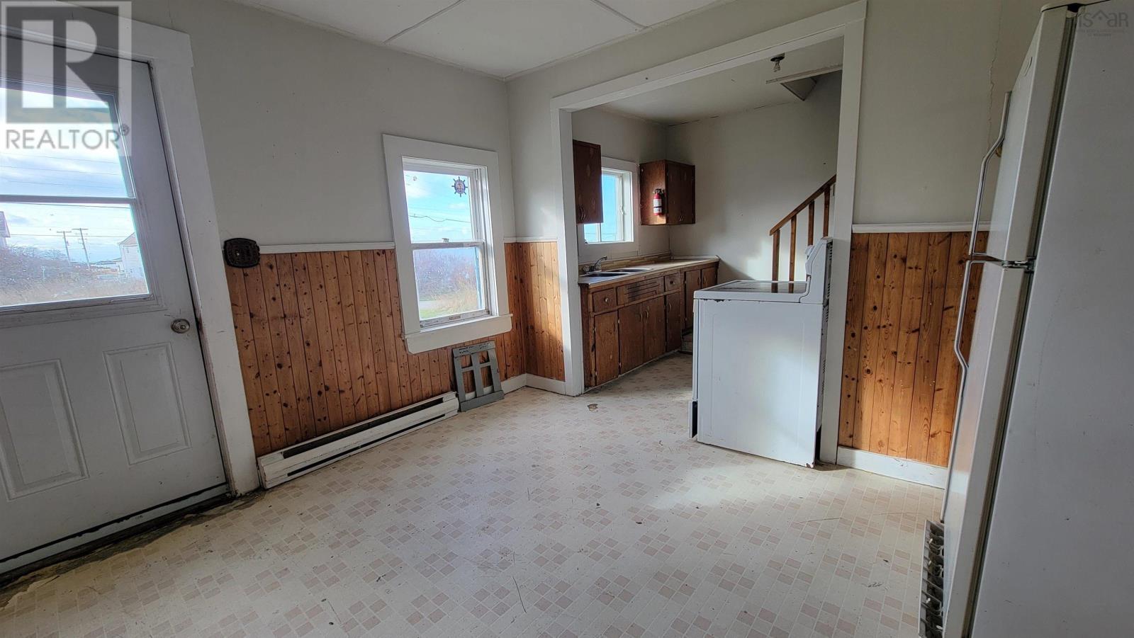 Property 6 of 14 of 10 Porters Lane