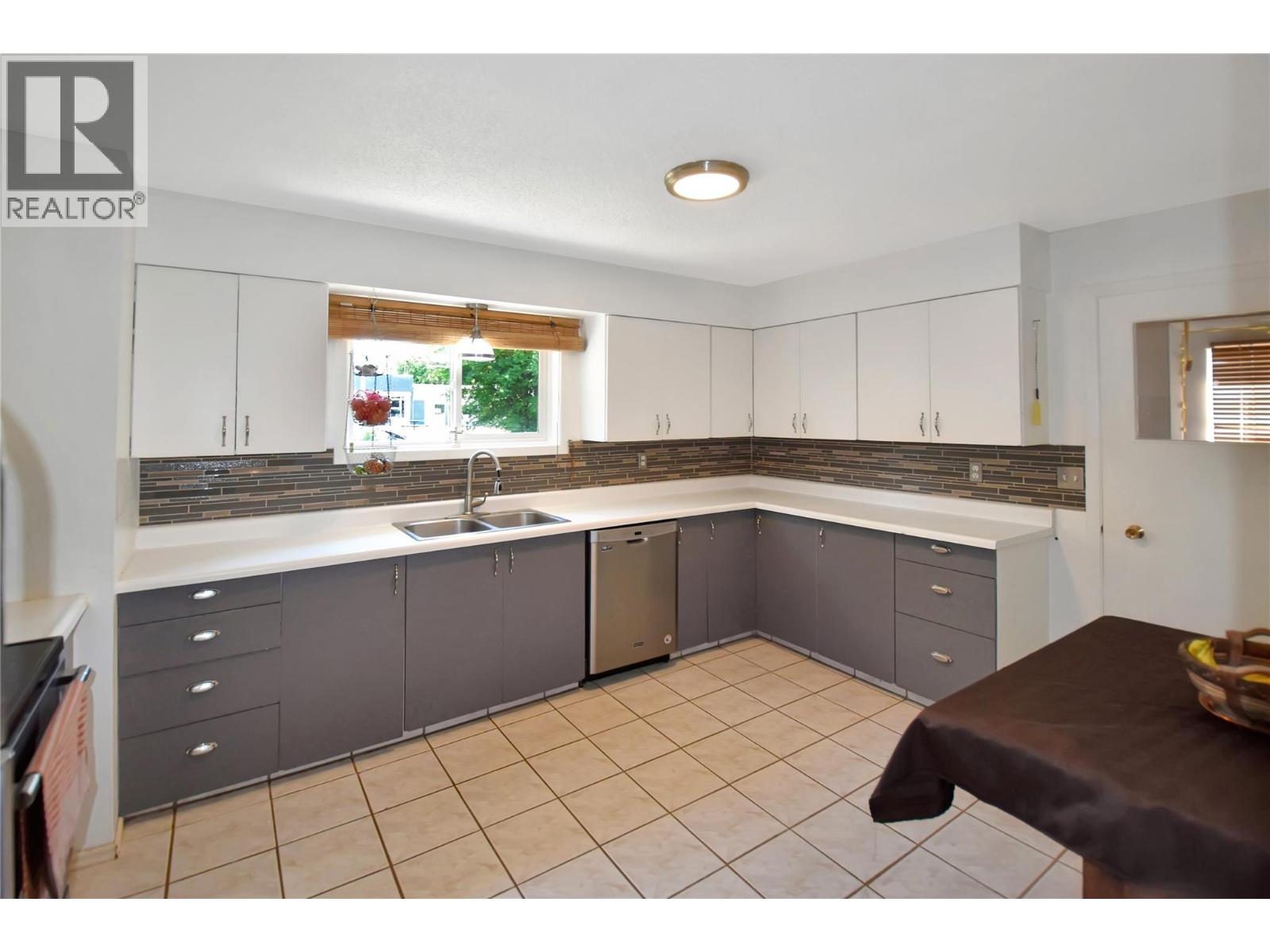 19 Wattsville Road, Cranbrook