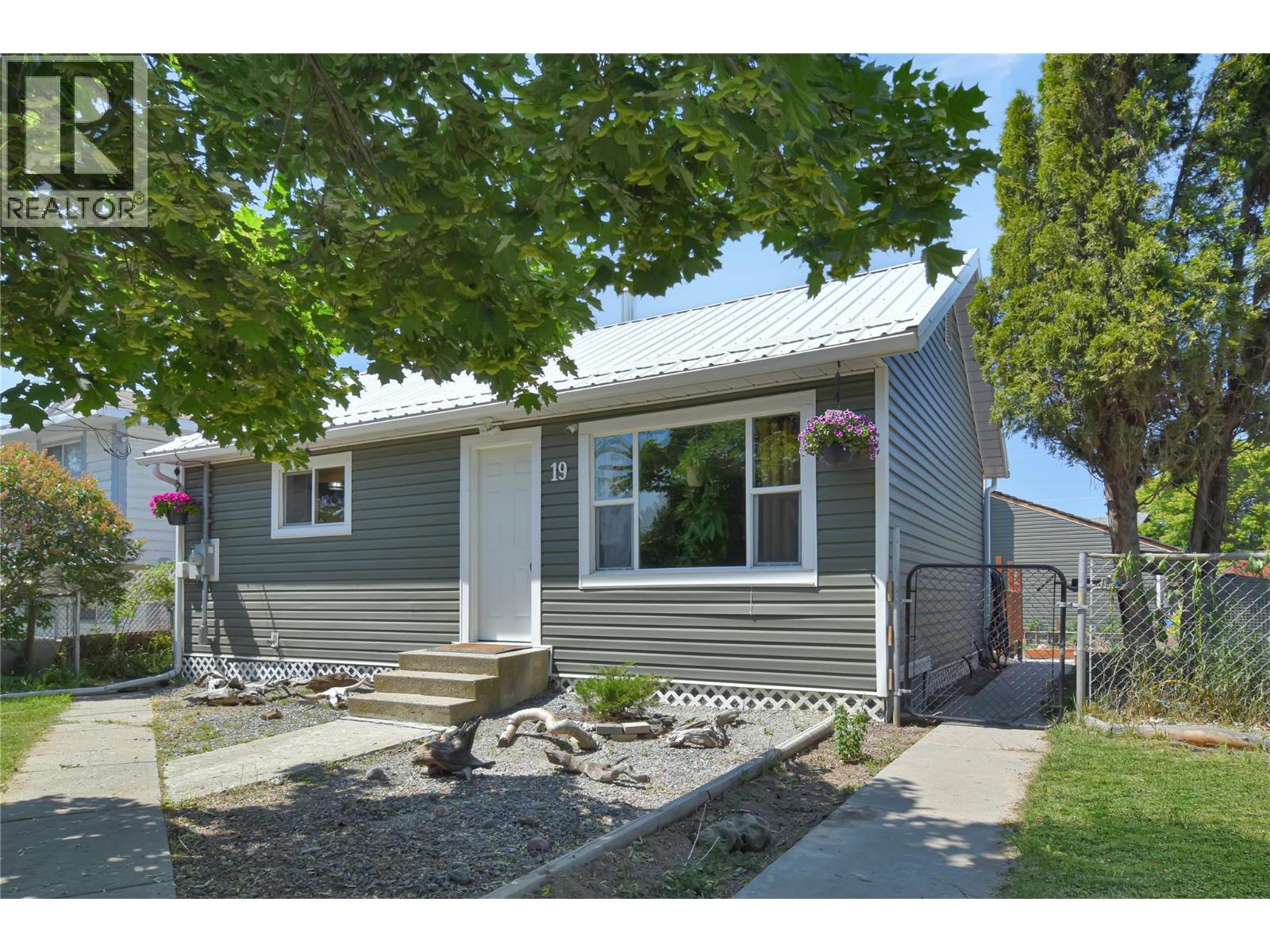 19 Wattsville Road, Cranbrook