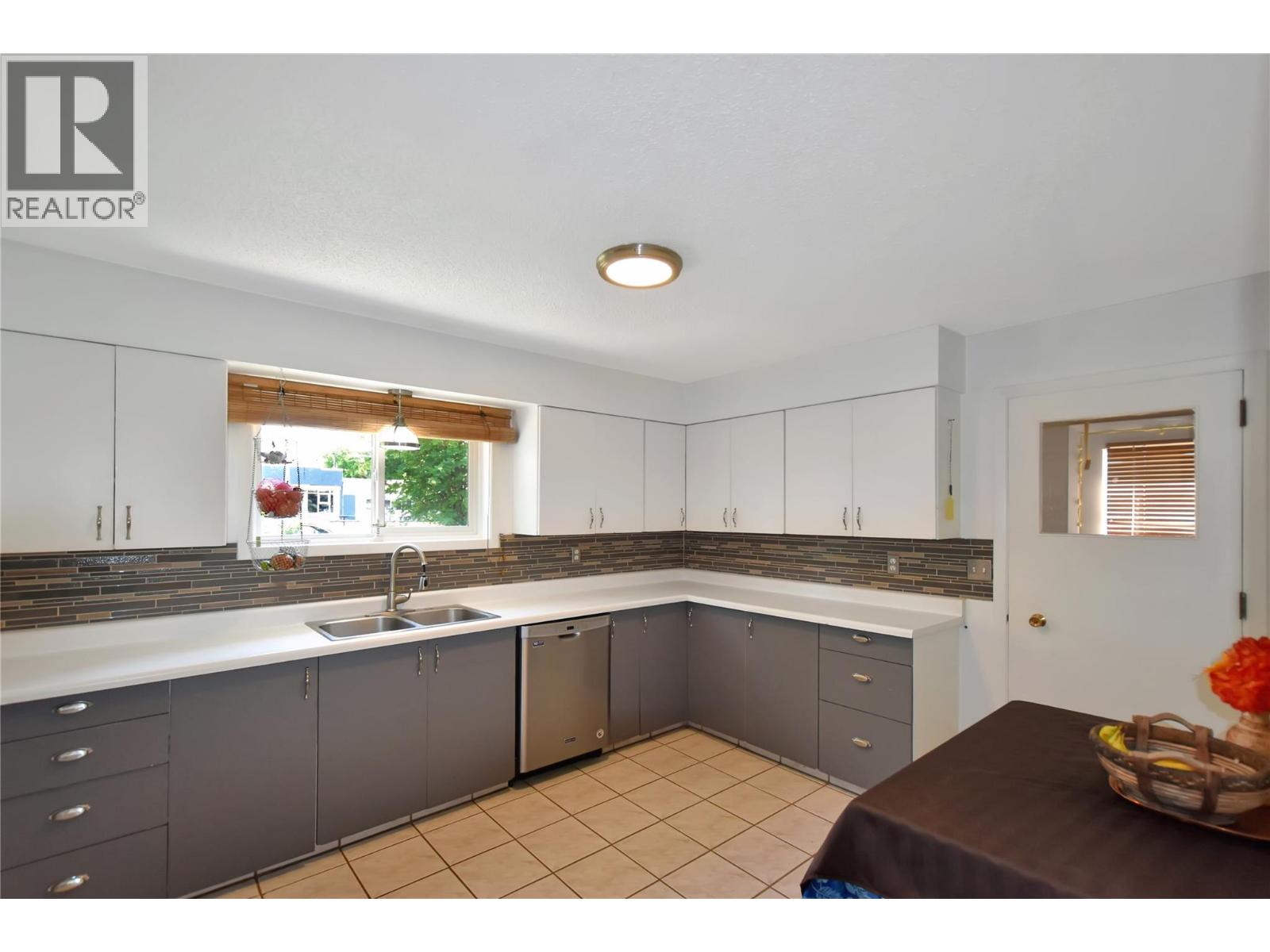 19 Wattsville Road, Cranbrook