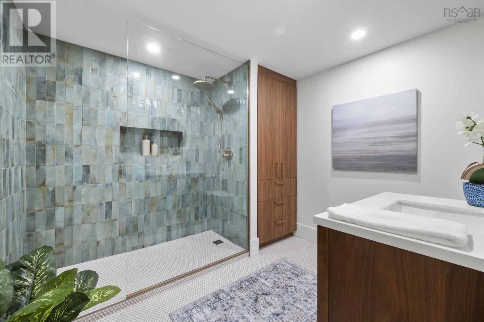 Property 30 of 49 of 604 1540 Summer Street