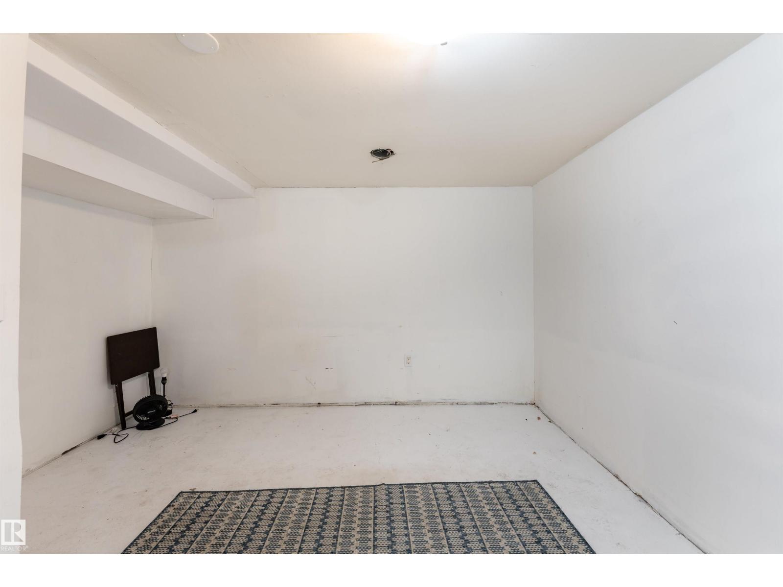 12018 95 ST NW, Edmonton