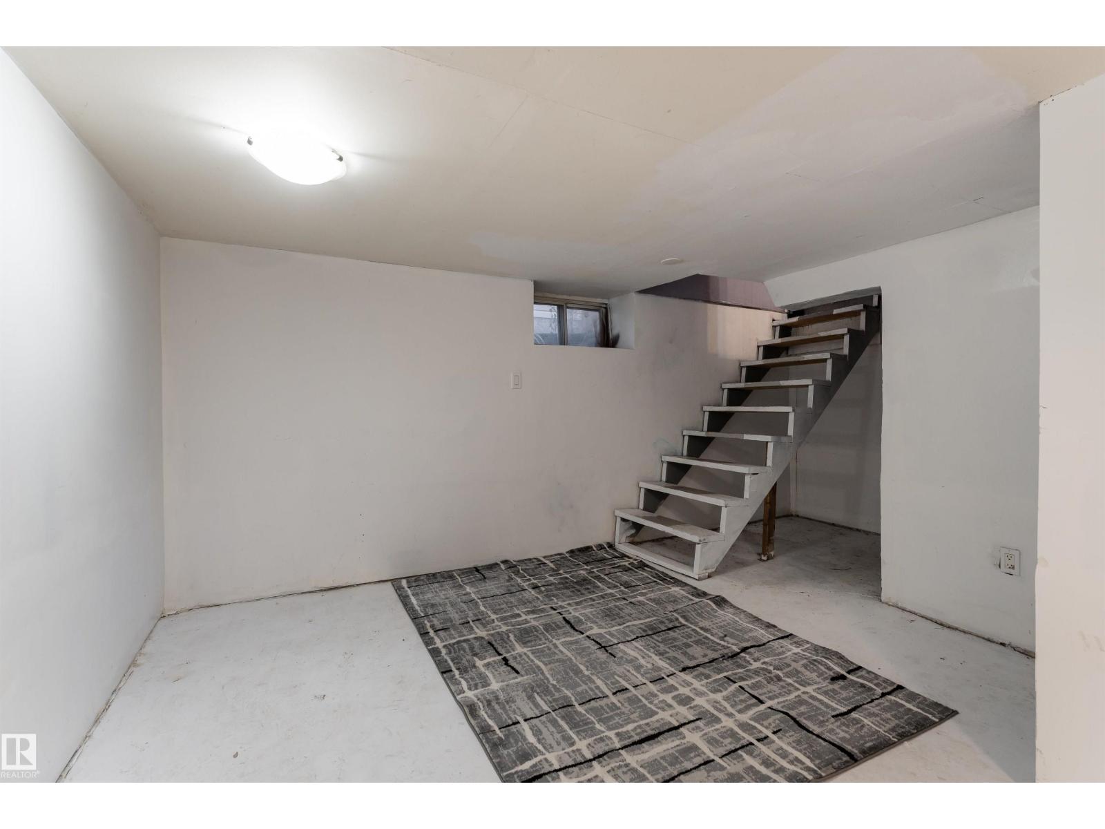 12018 95 ST NW, Edmonton