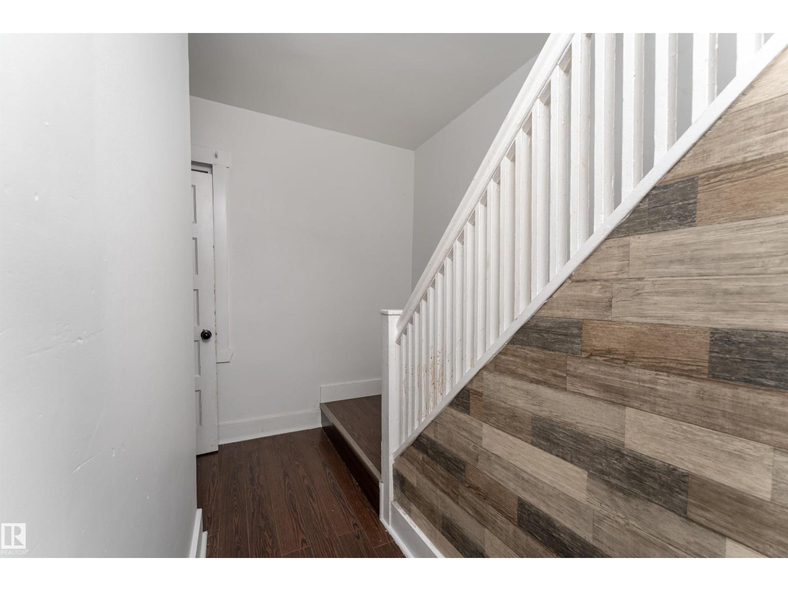 12018 95 ST NW, Edmonton