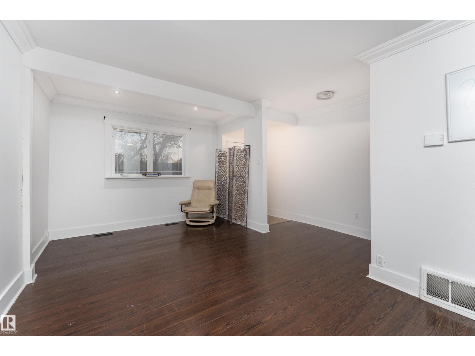 12018 95 ST NW, Edmonton