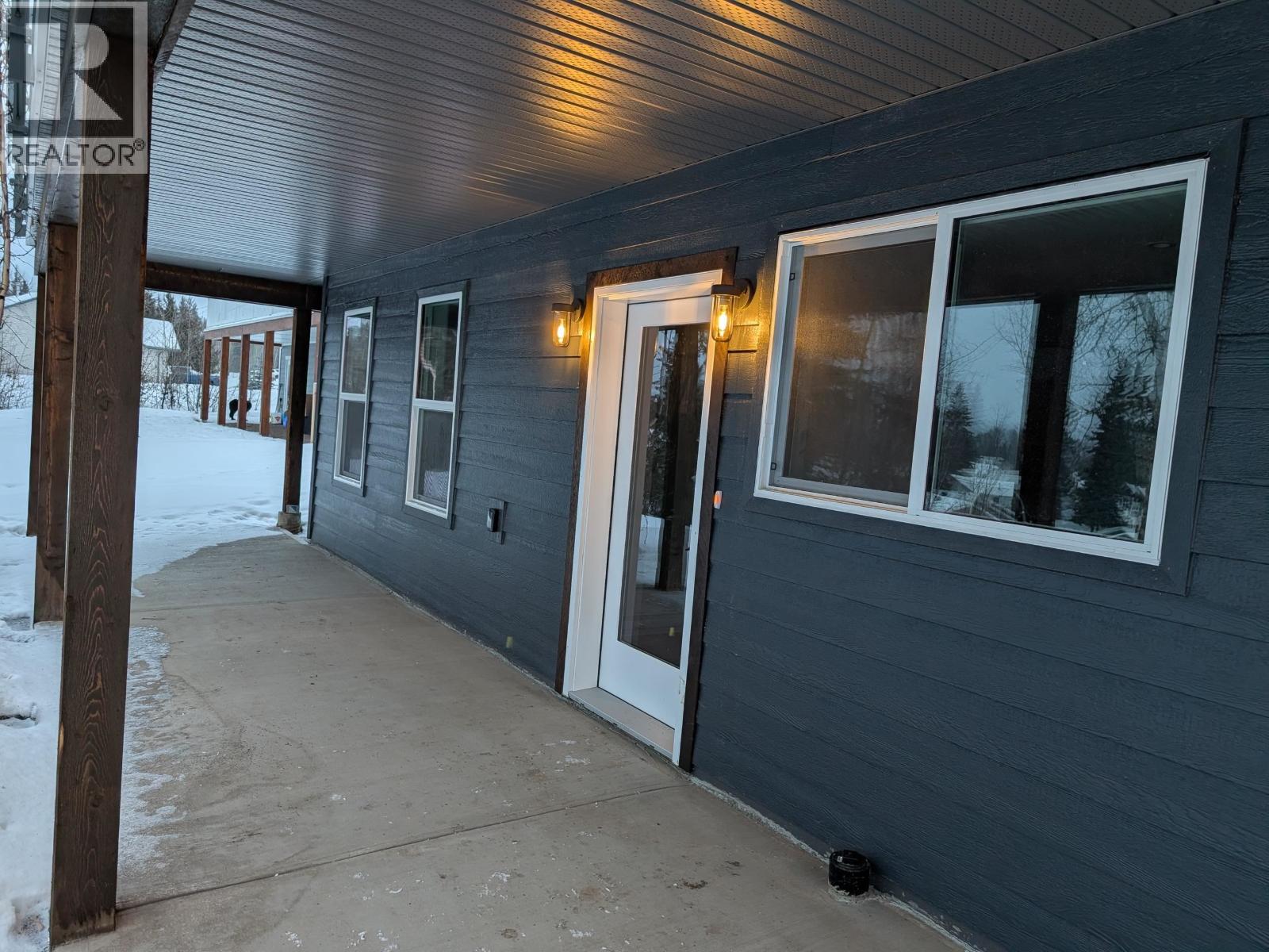 1498 CHESTNUT Street, Telkwa