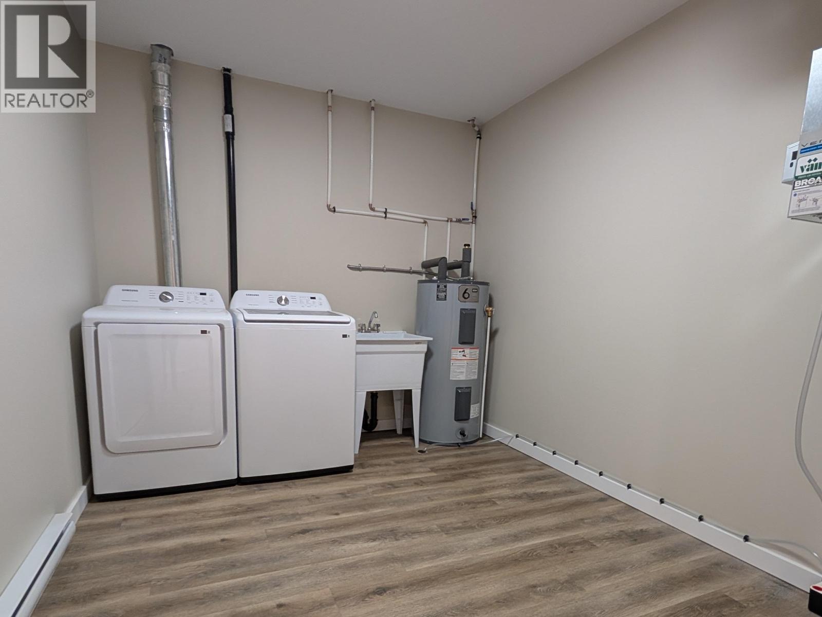 1498 CHESTNUT Street, Telkwa