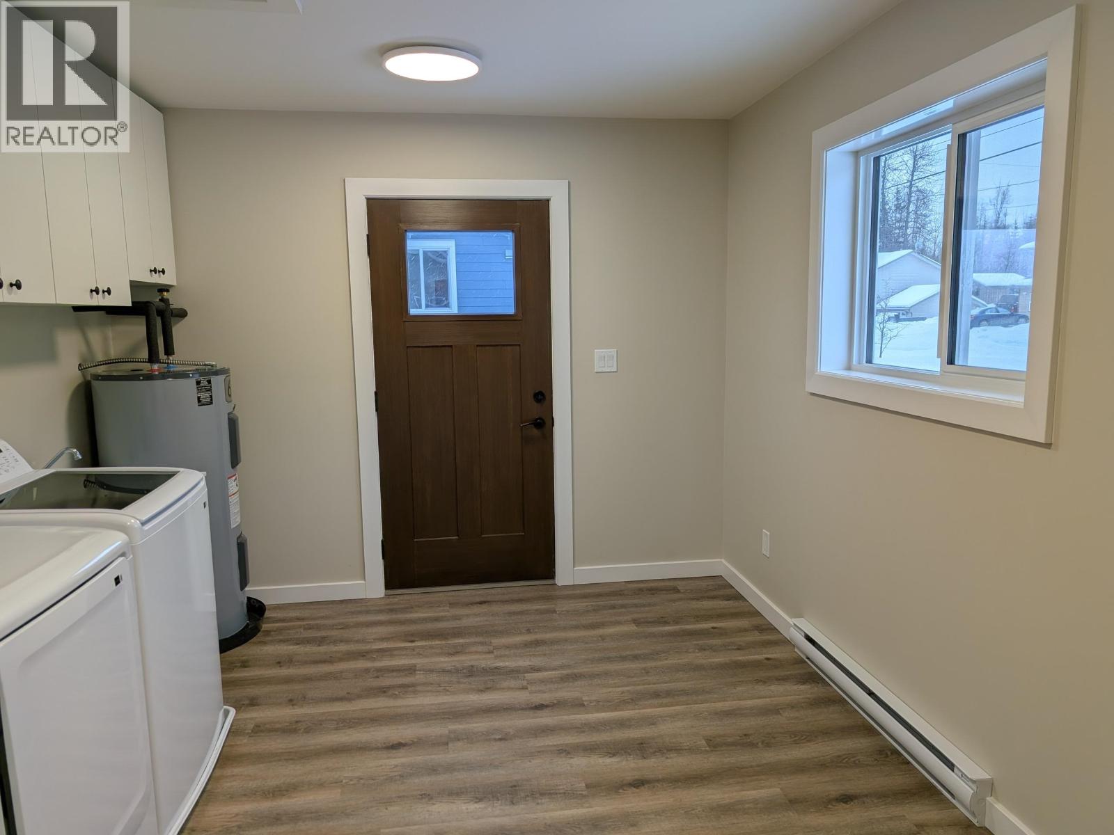 1498 CHESTNUT Street, Telkwa