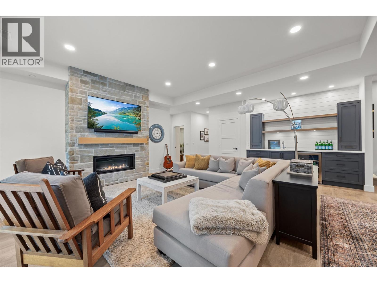  114 Red Sky Court, Kelowna