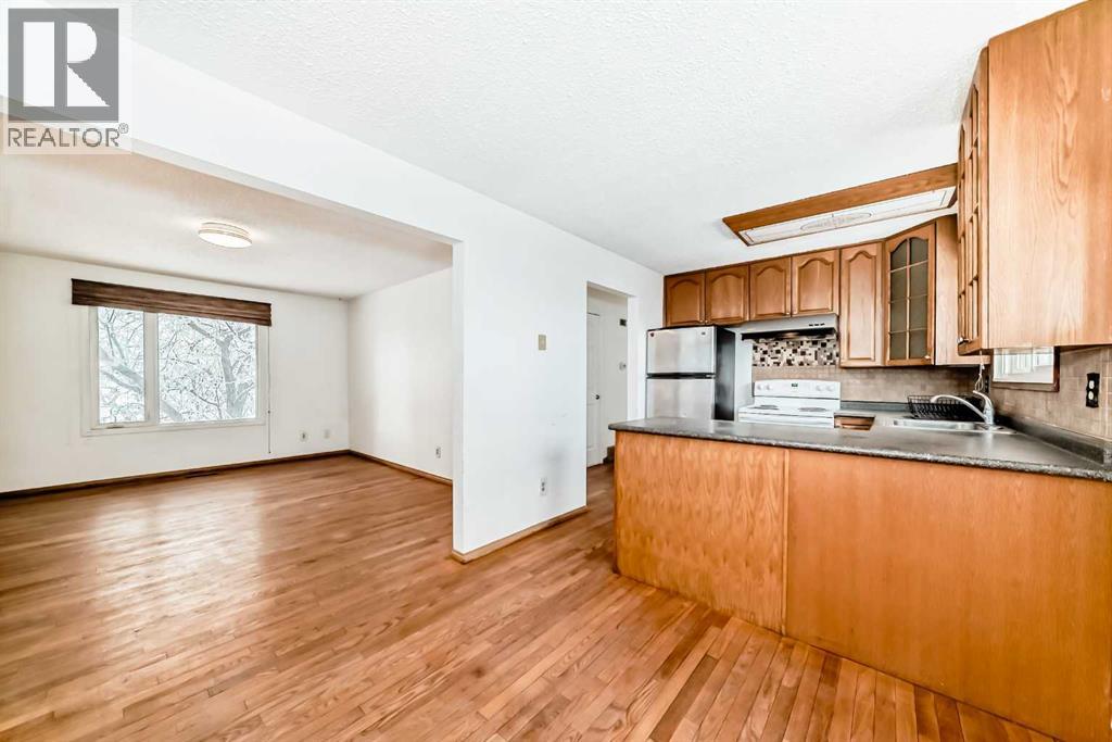 Multi-family House Bungalow for Sale in   Street NW Collingwood Calgary 