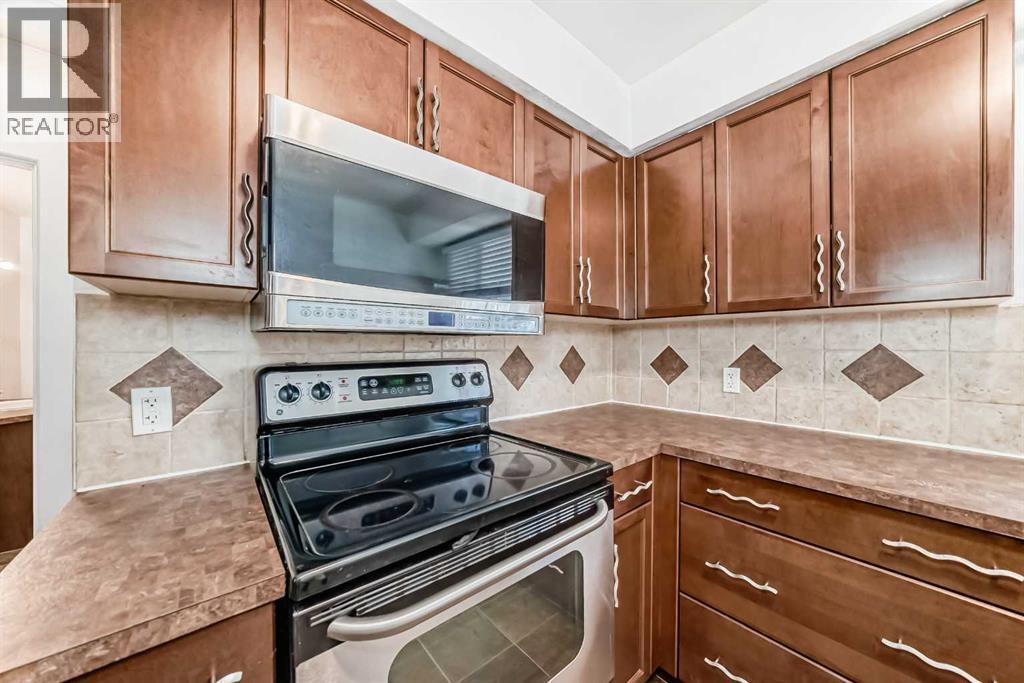 Multi-family House Bungalow for Sale in   Street NW Collingwood Calgary 