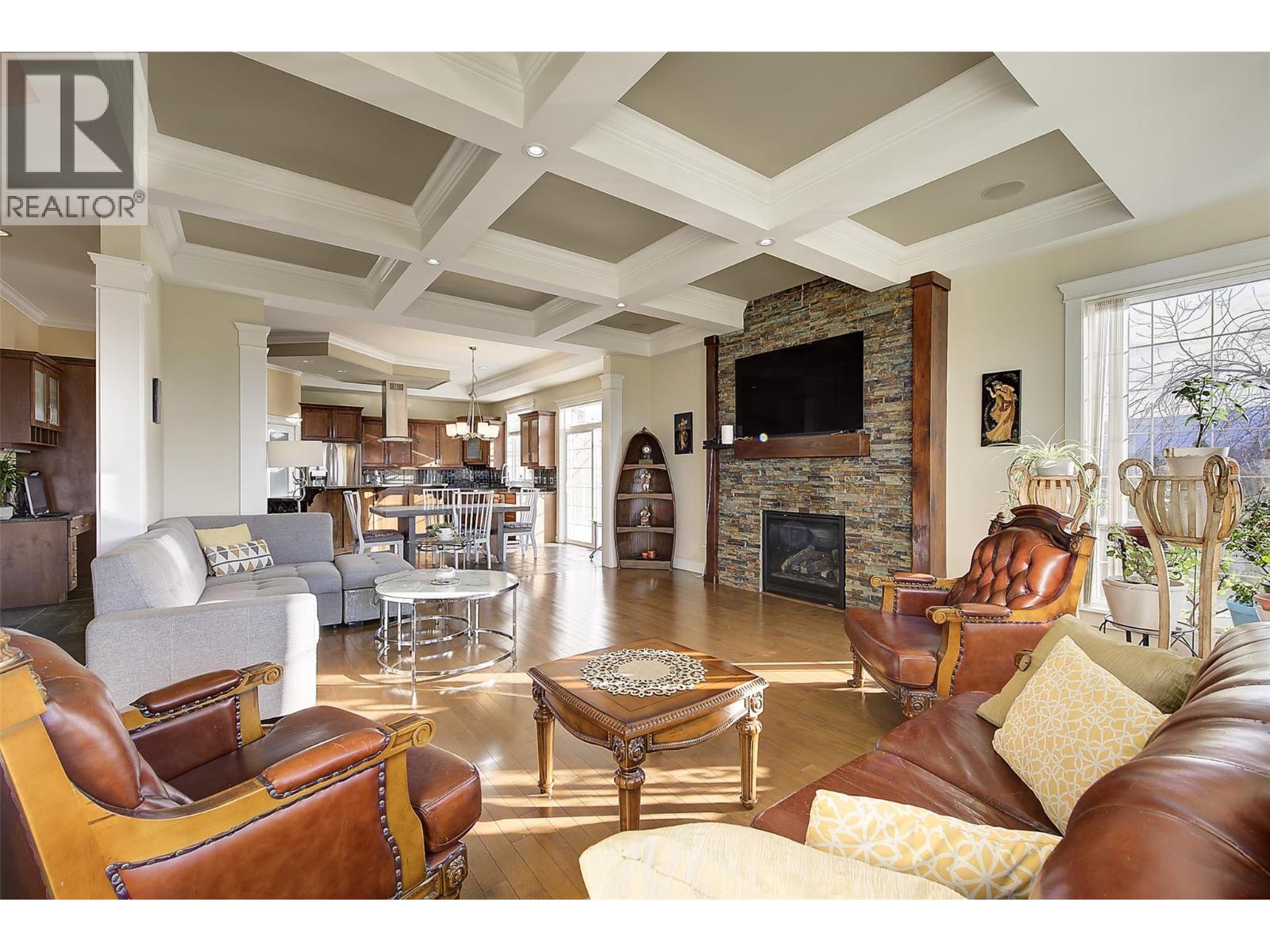  1251 Wilmot Avenue, Kelowna