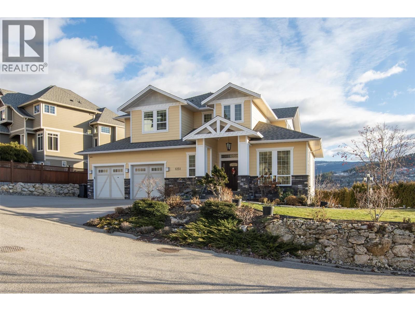  1251 Wilmot Avenue, Kelowna