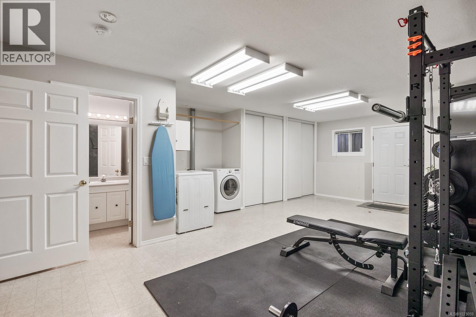 101 2727 1st St, Courtenay