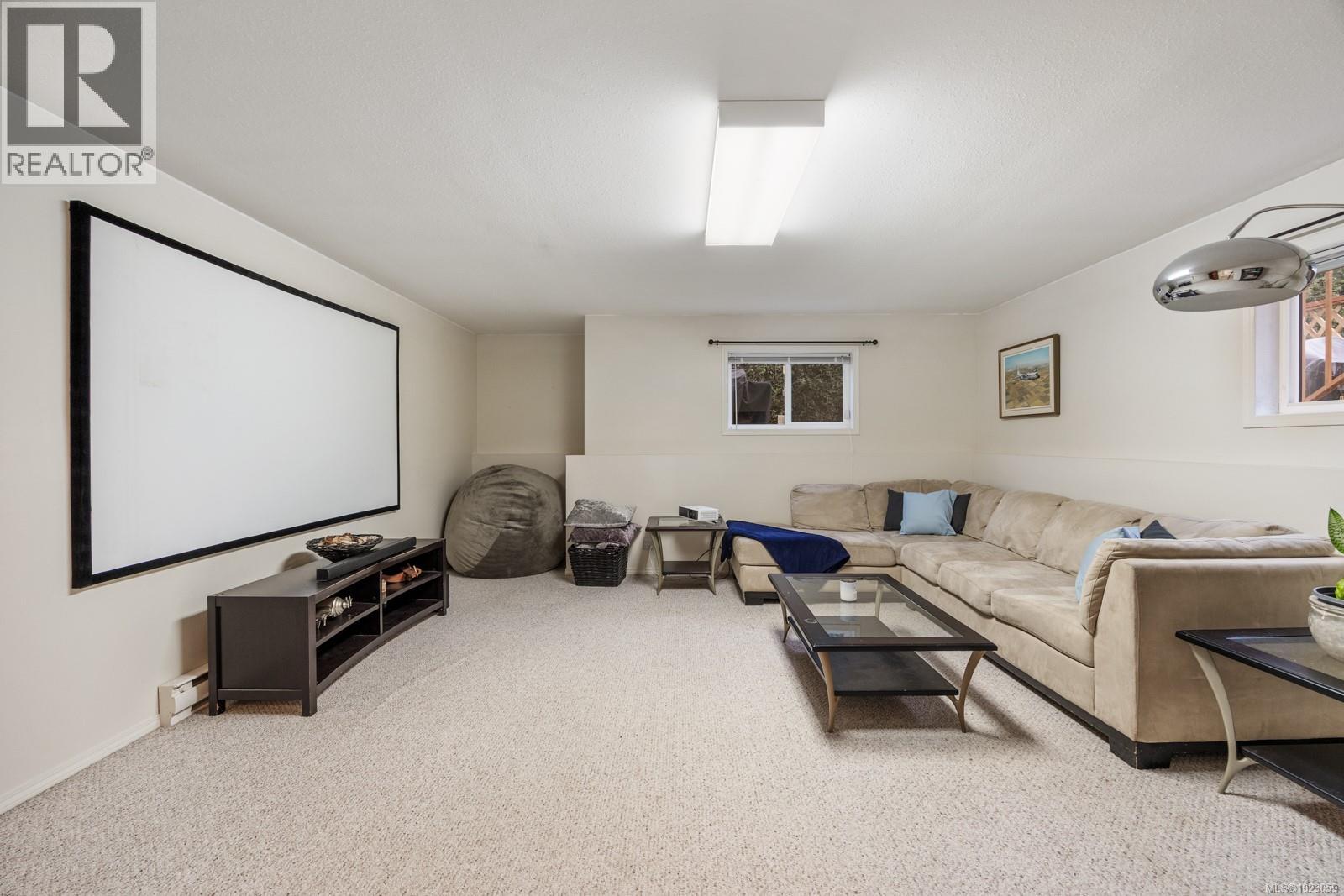 101 2727 1st St, Courtenay