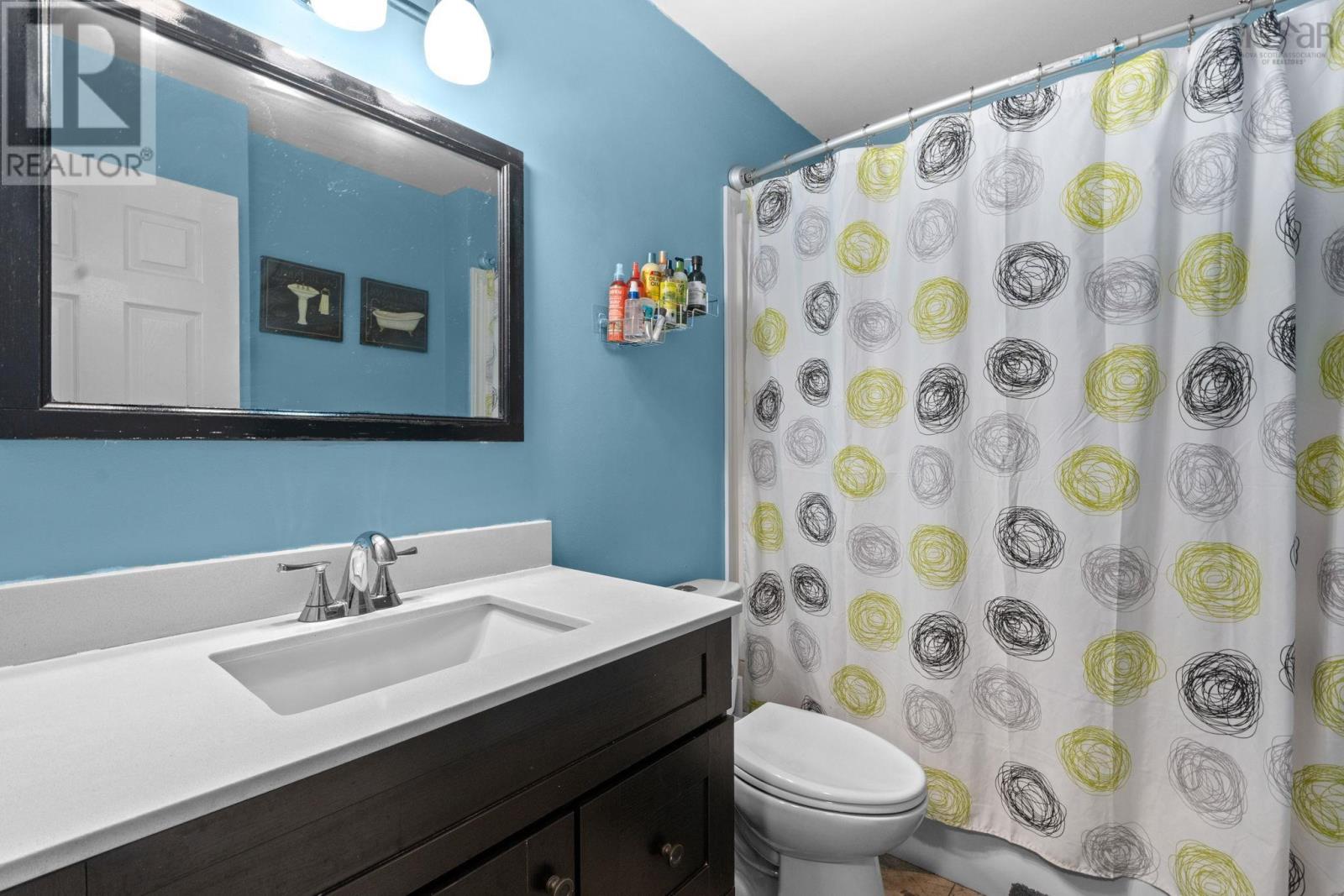 Property 20 of 29 of 8 Remington Court