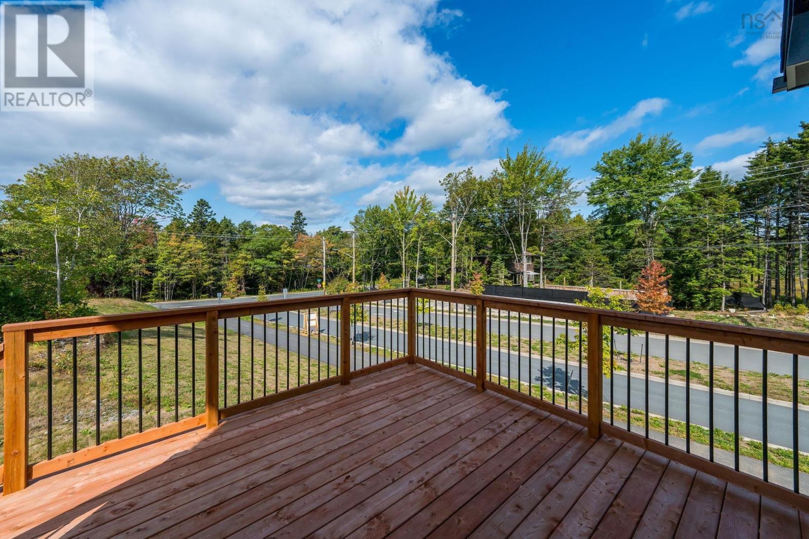 Property 4 of 30 of PC49 1 Pearlgarden Close