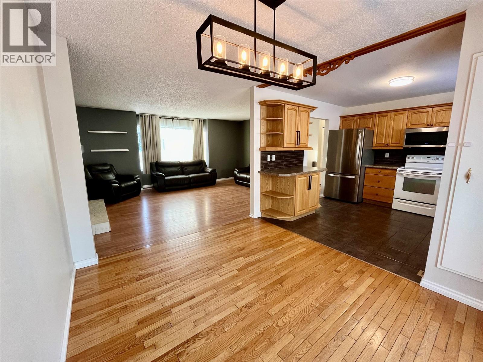 123 BERGERON Drive, Tumbler Ridge