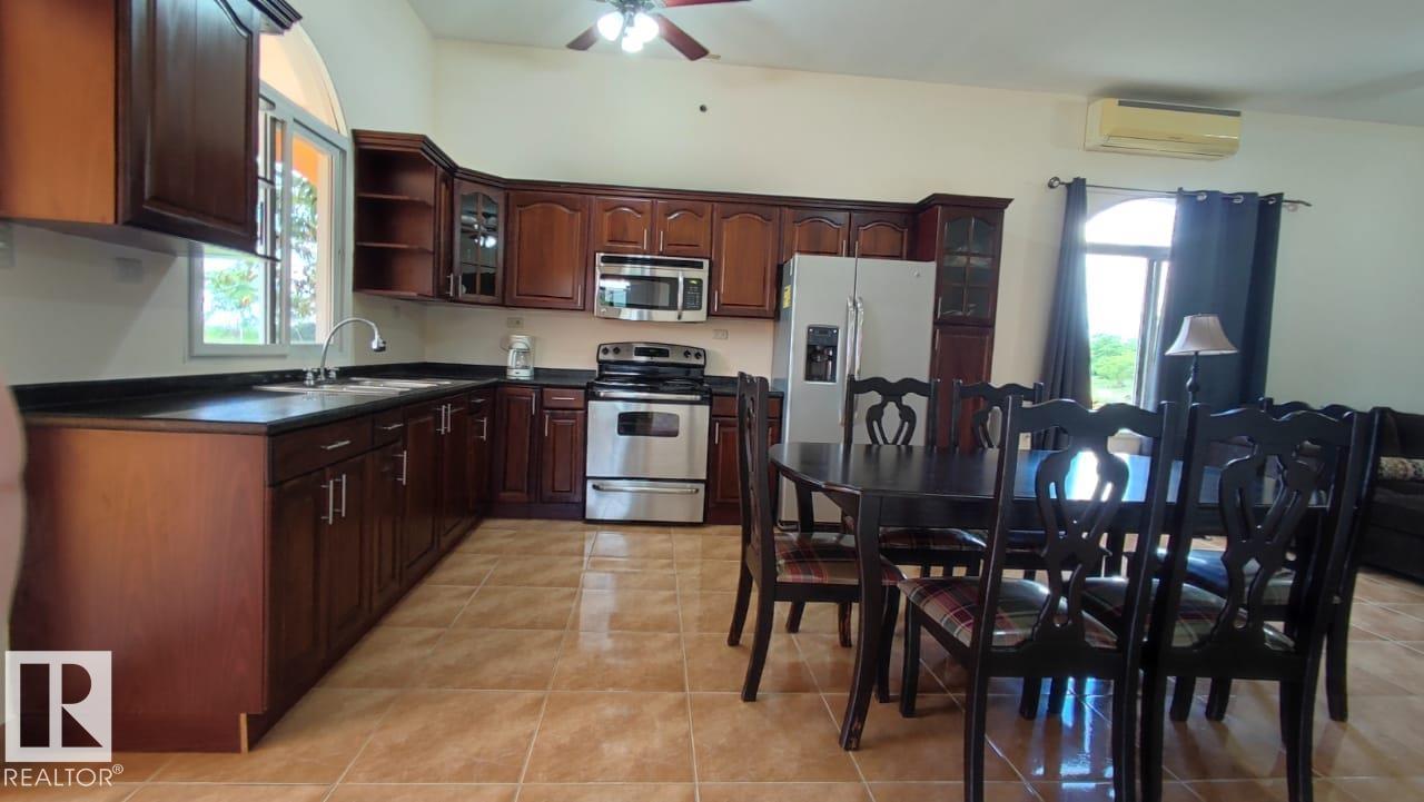 165 PARAISO ESCONDIDO,HONDURAS - 12