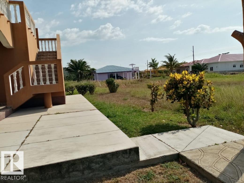 165 PARAISO ESCONDIDO,HONDURAS - 21