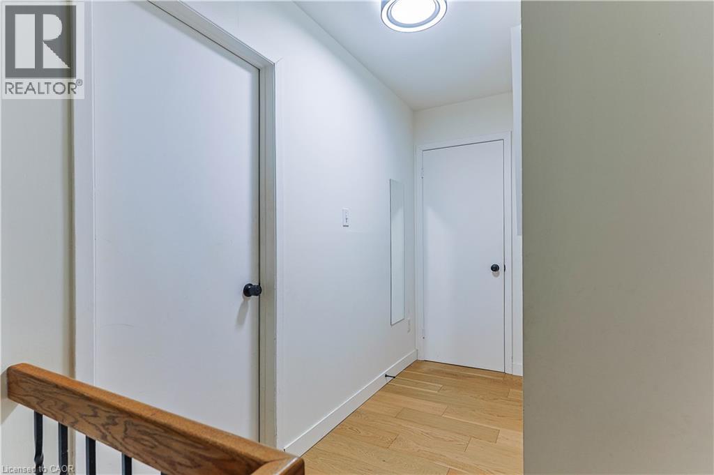 #54 5475 LAKESHORE ROAD - 17