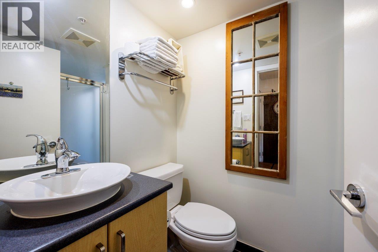 902 175 W 1ST STREET, North Vancouver