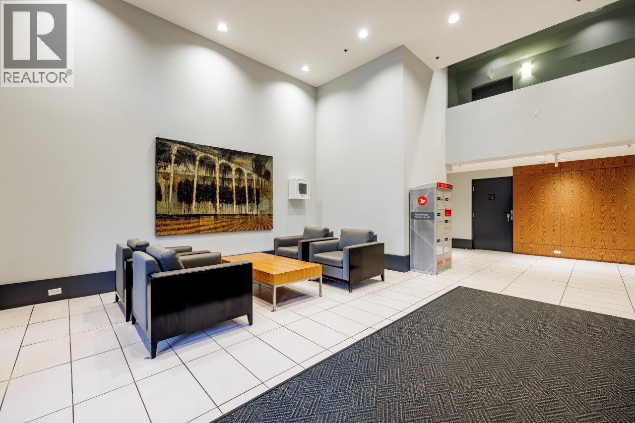 902 175 W 1ST STREET, North Vancouver