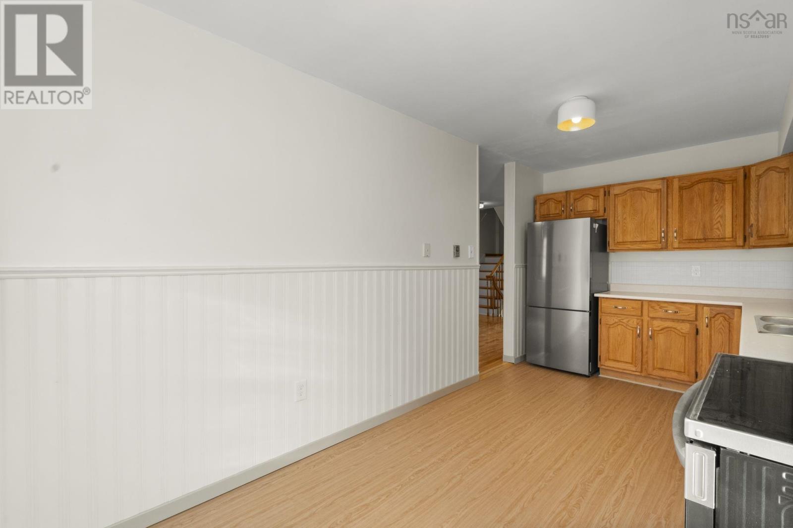 Property 13 of 51 of 89 Lincoln Cross