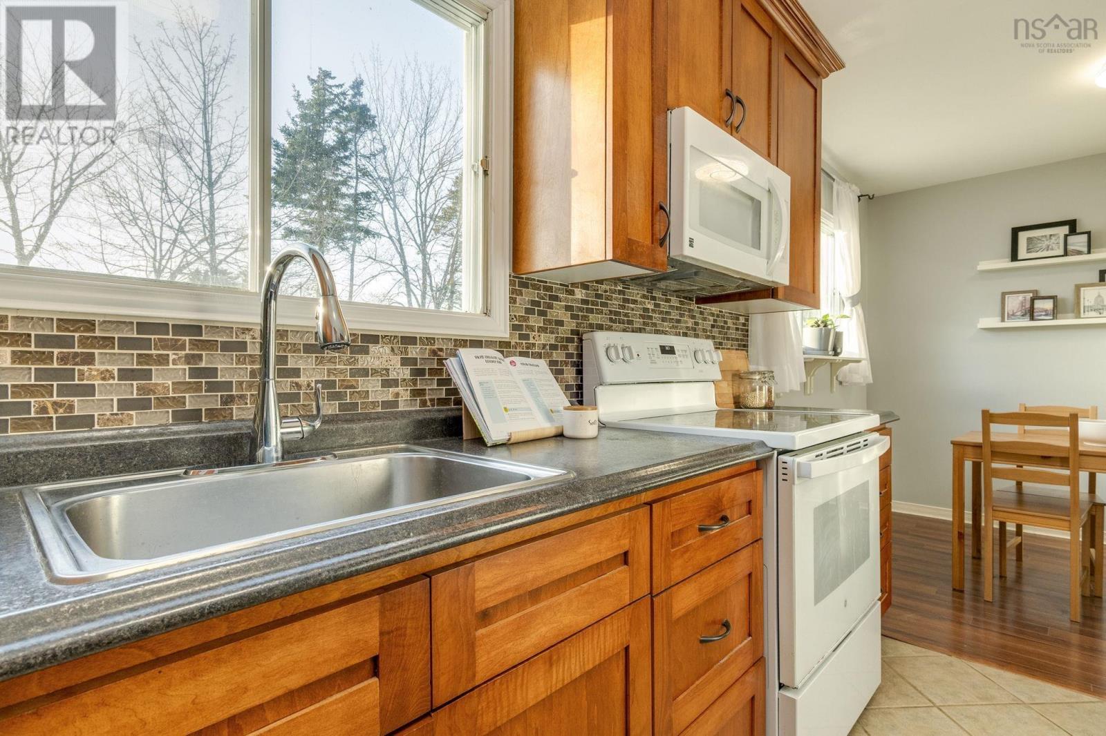 Property 13 of 36 of 74 Circassion Drive