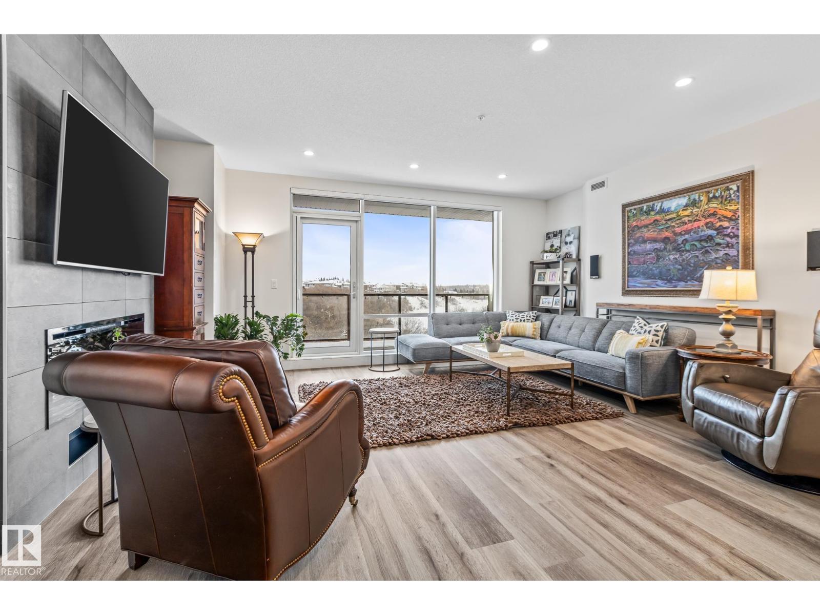 #539 200 BELLEROSE DR, St. Albert