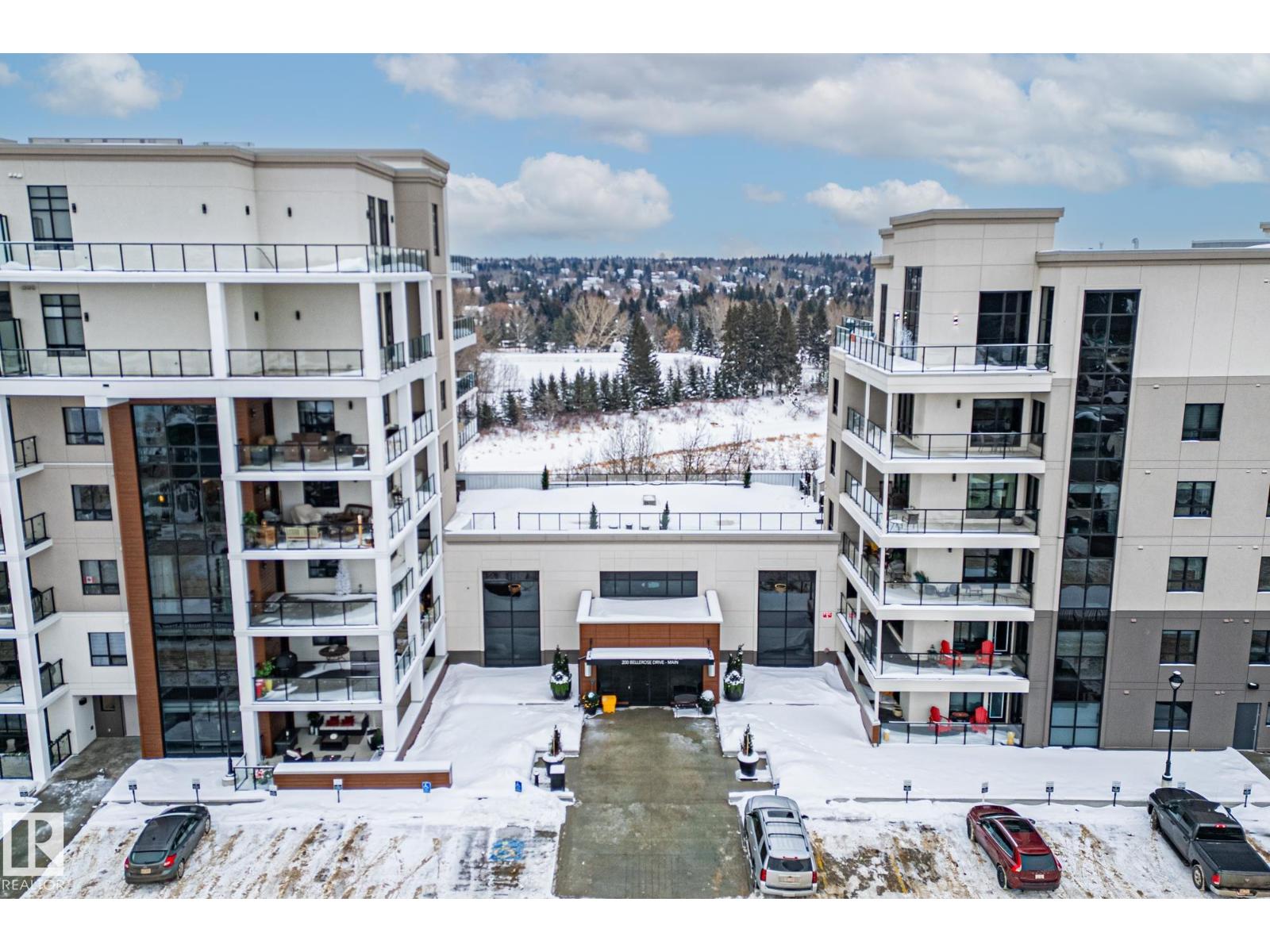 #539 200 BELLEROSE DR, St. Albert