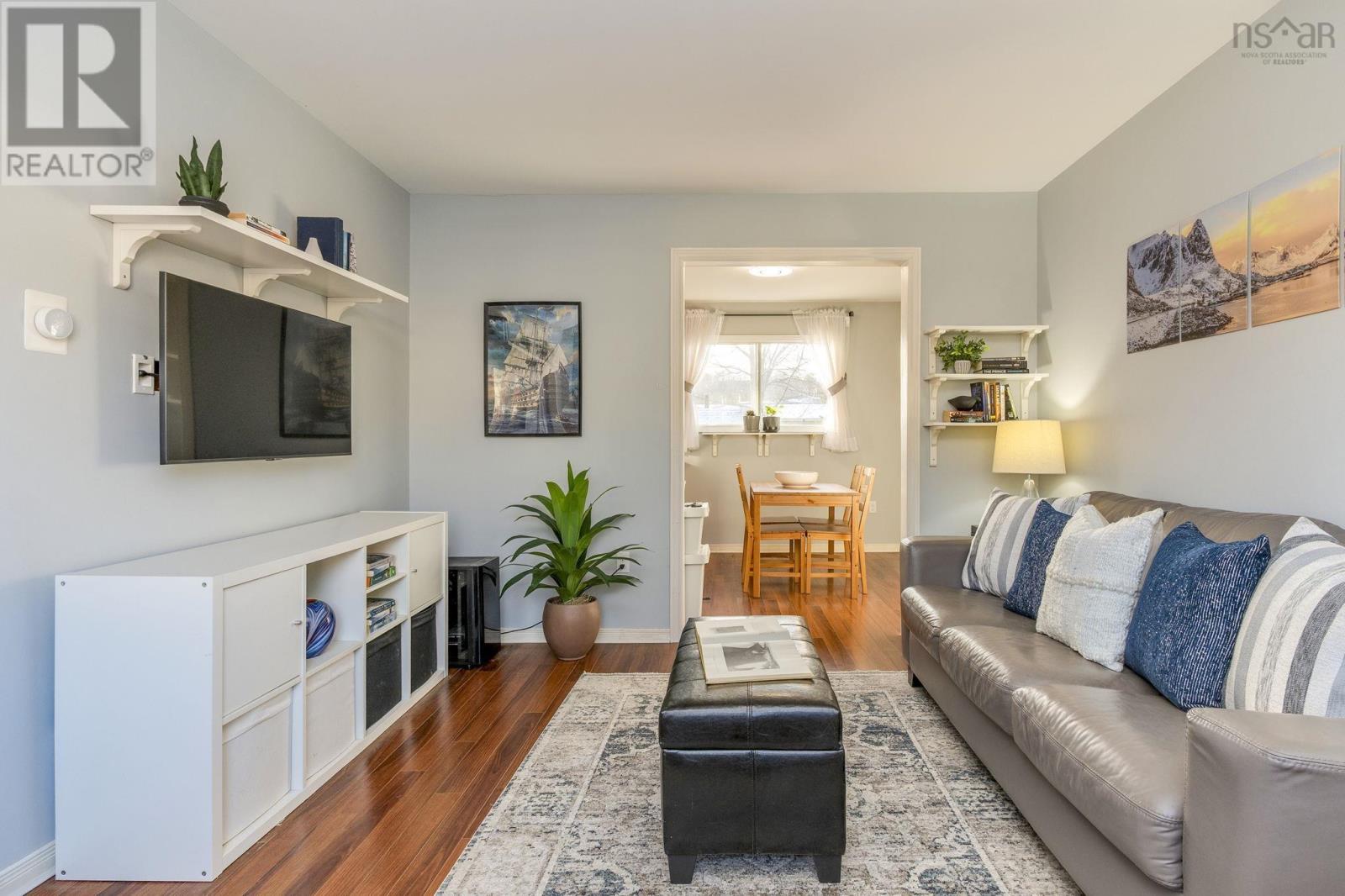 Property 5 of 36 of 74 Circassion Drive