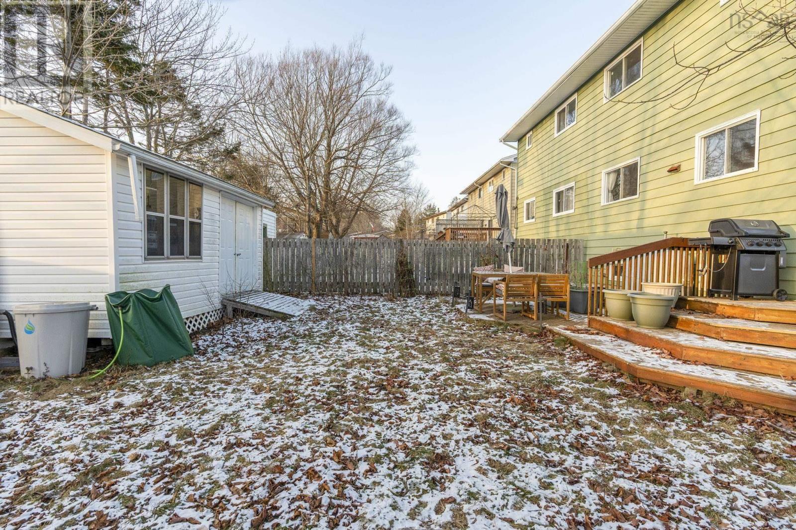 Property 27 of 36 of 74 Circassion Drive