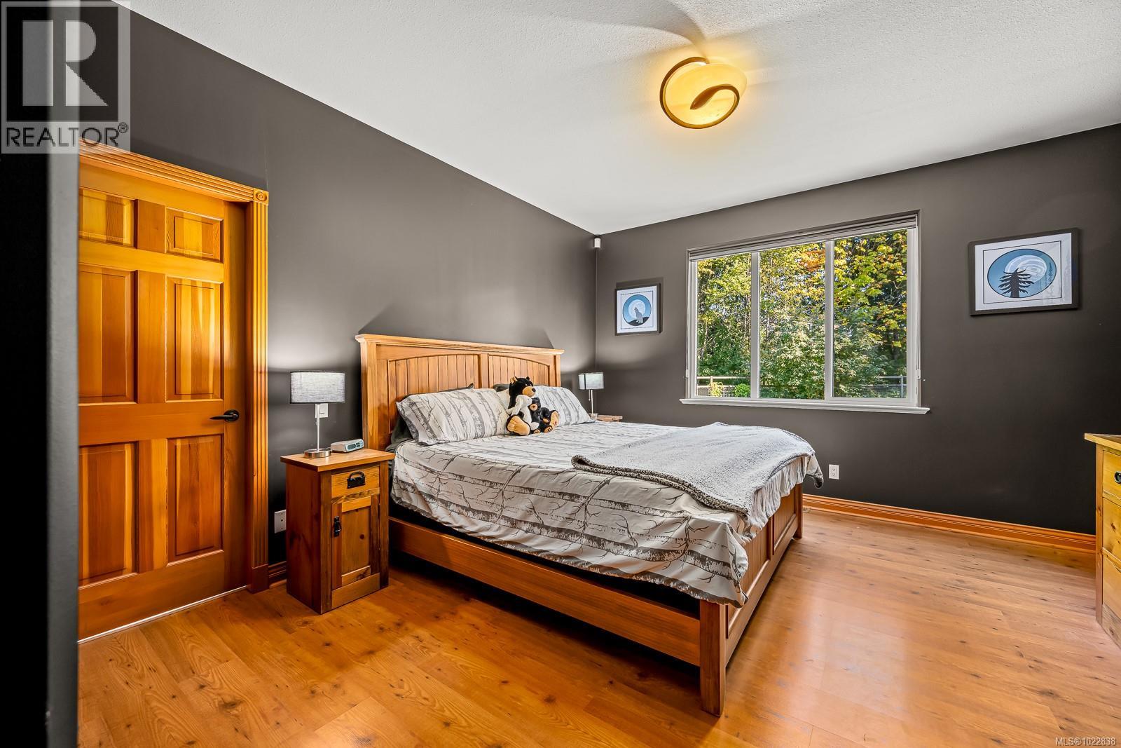 2435 Charleville Rd, Campbell River