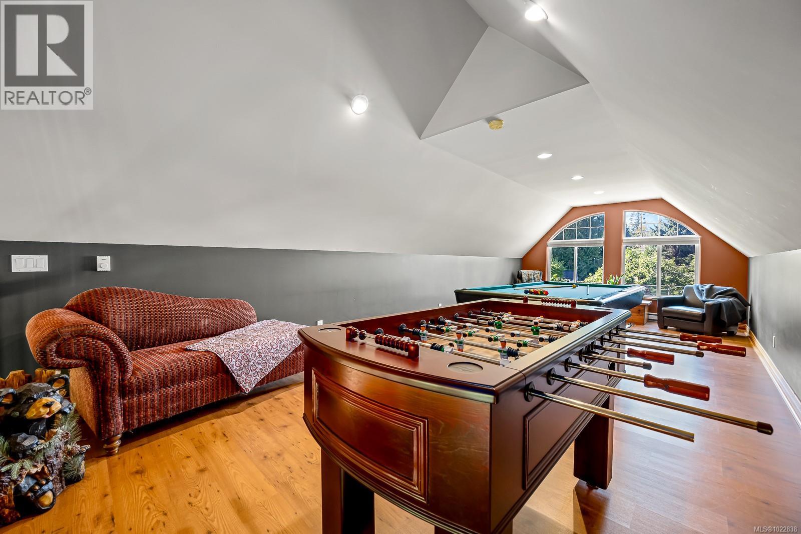 2435 Charleville Rd, Campbell River