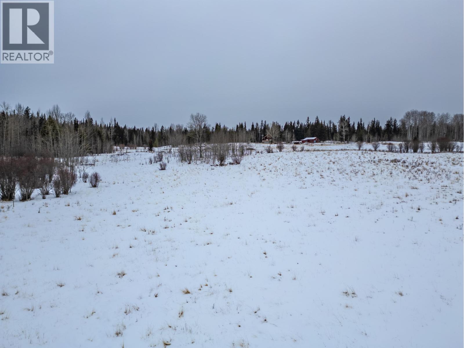 3074 SPOUT LAKE ROAD, Lac La Hache