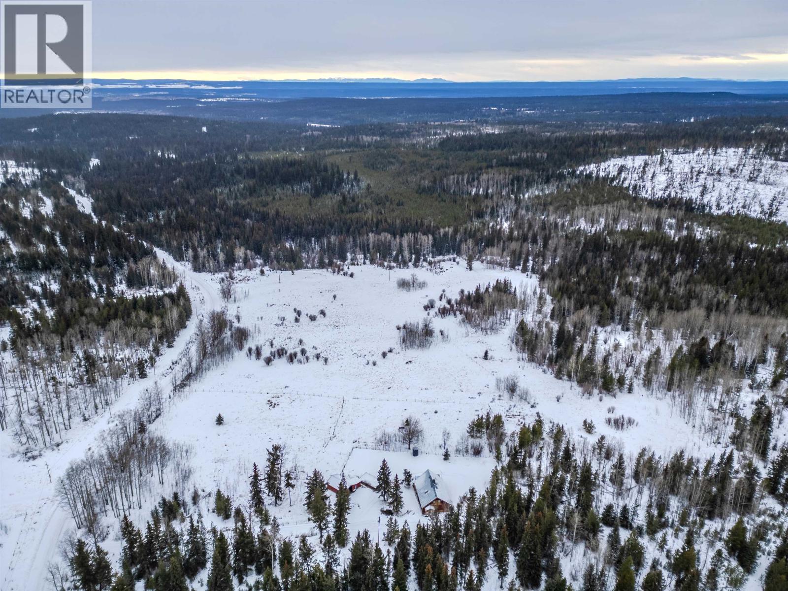 3074 SPOUT LAKE ROAD, Lac La Hache