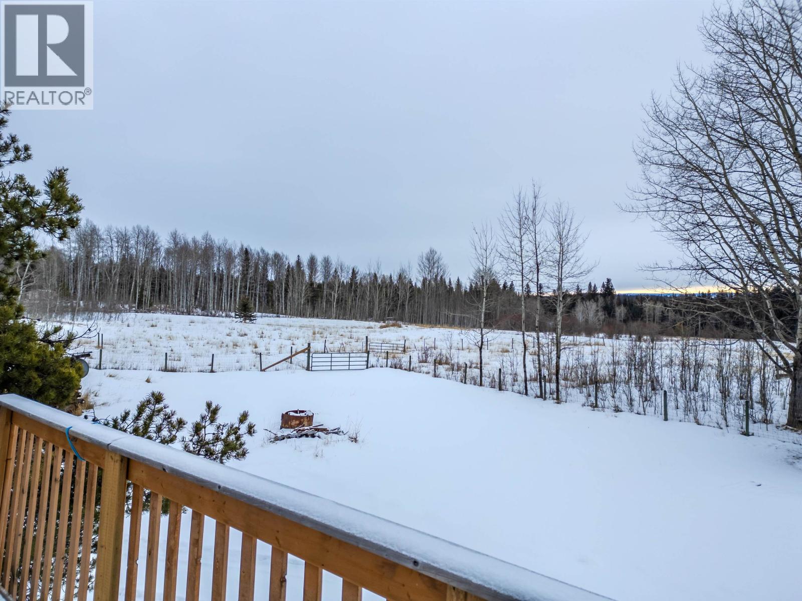 3074 SPOUT LAKE ROAD, Lac La Hache