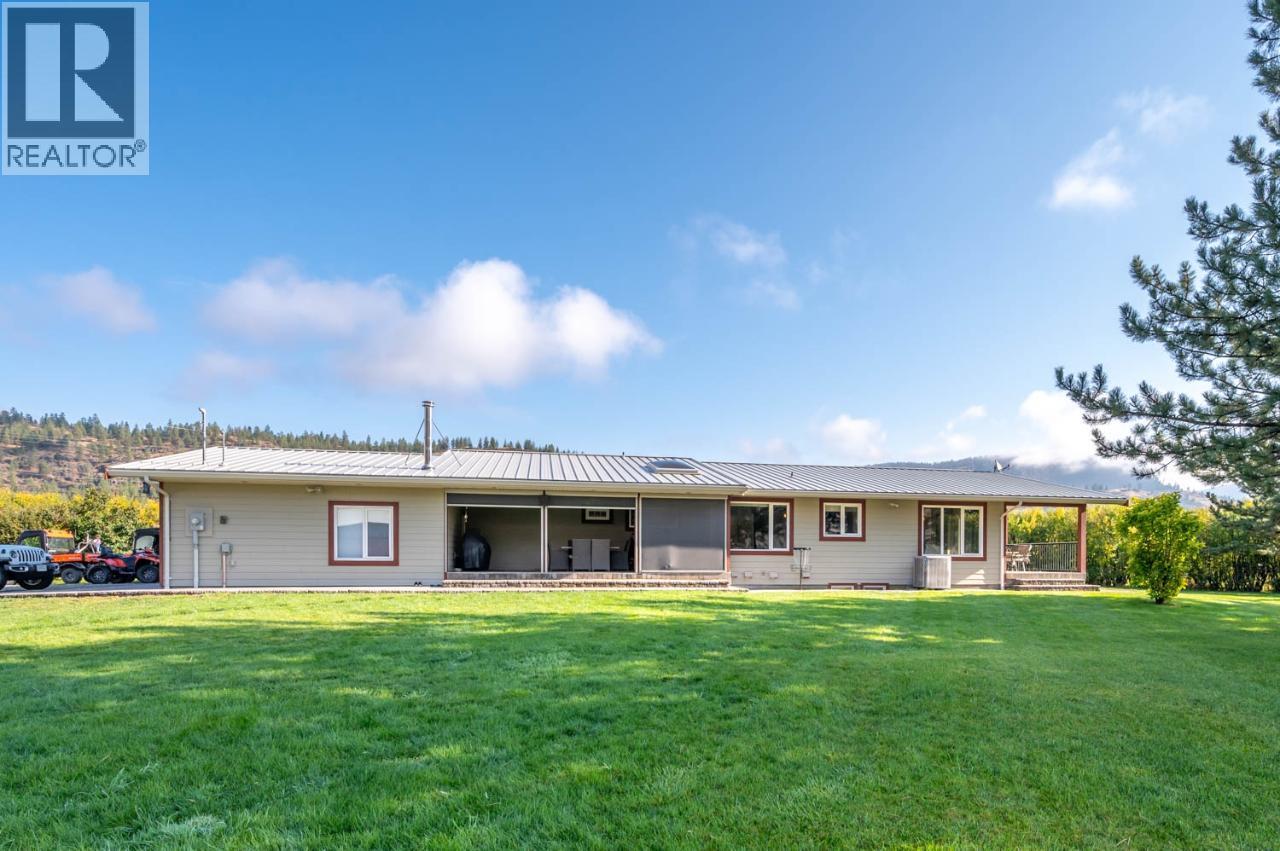 300 Jones Way Road, Oliver