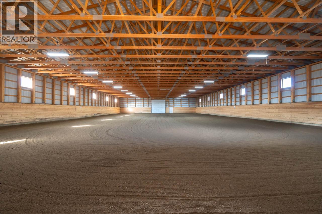 300 Jones Way Road, Oliver